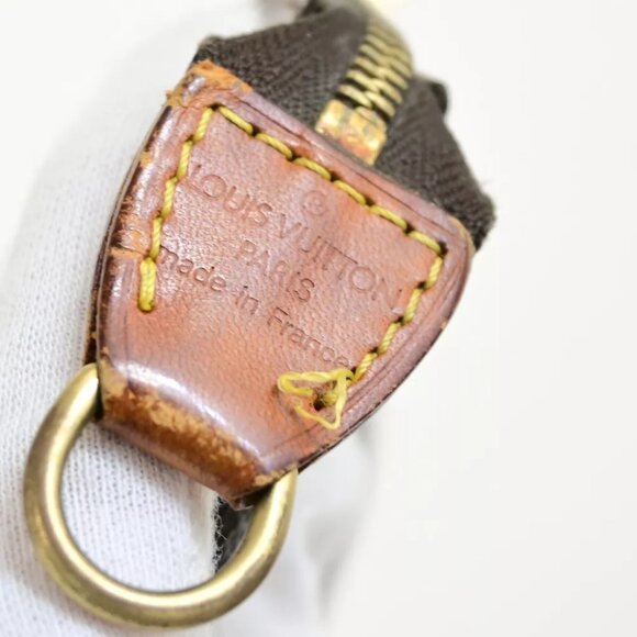 LOUIS VUITTON Pochette Accessoires Hand Bag Monogram Leather BN - Picture 9 of 14